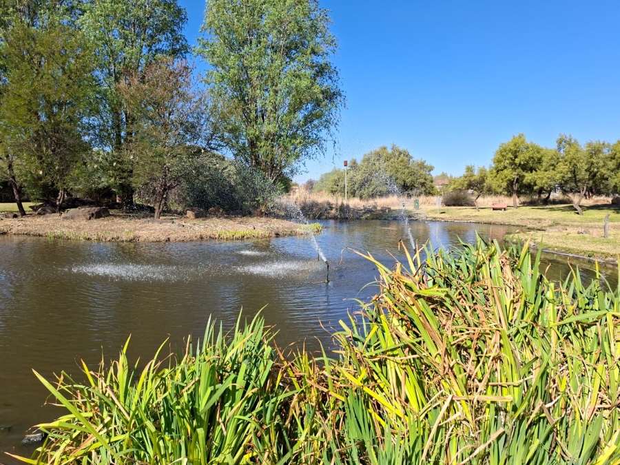 2 Bedroom Property for Sale in Woodland Hills Wildlife Estate Free State